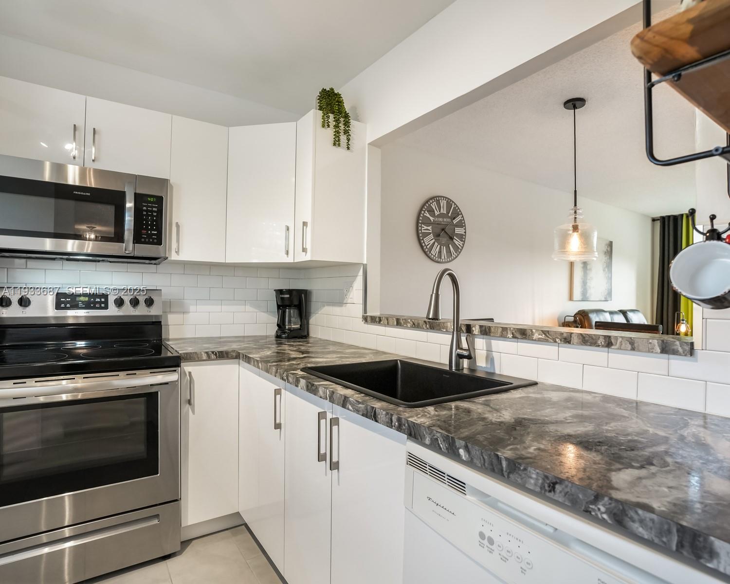 4706 NW 36th Street 507, Lauderdale Lakes, FL 33319, Lauderdale Lakes