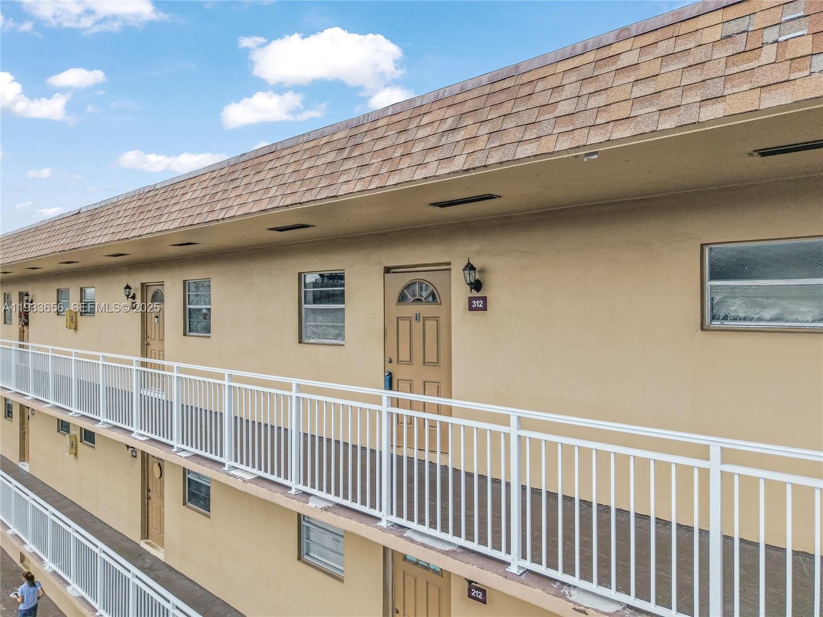 5021 W Oakland Park Boulevard 312, Lauderdale Lakes, FL 33313