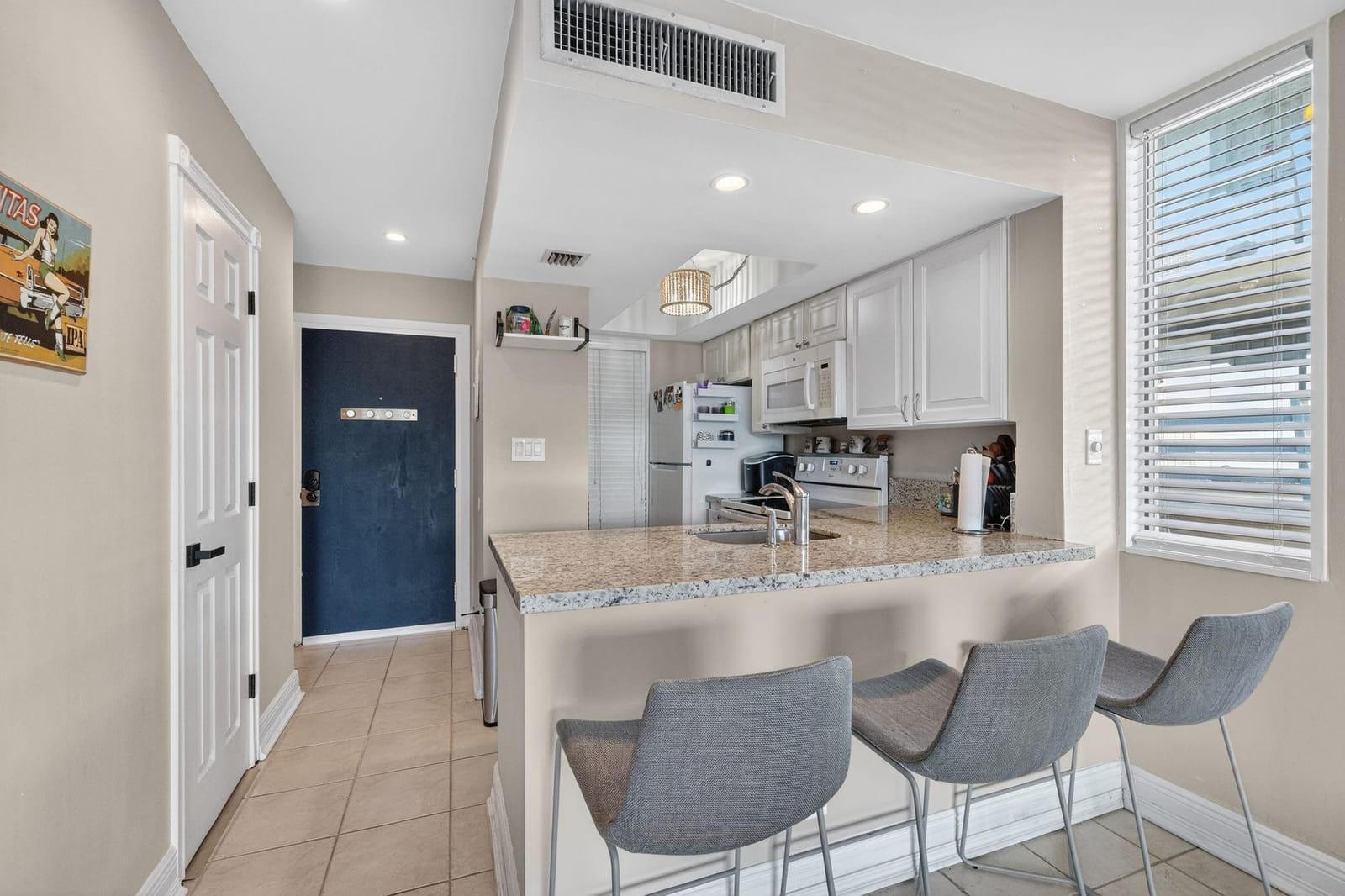 1531 SE 15th 6 — photo 3