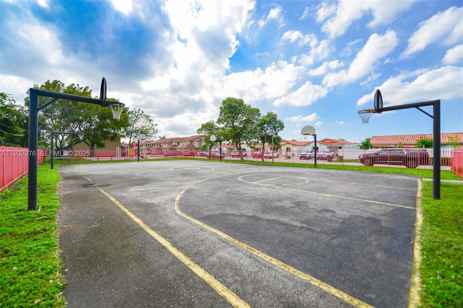 2570 W 67th Place 212, Hialeah, FL 33016 photo 28