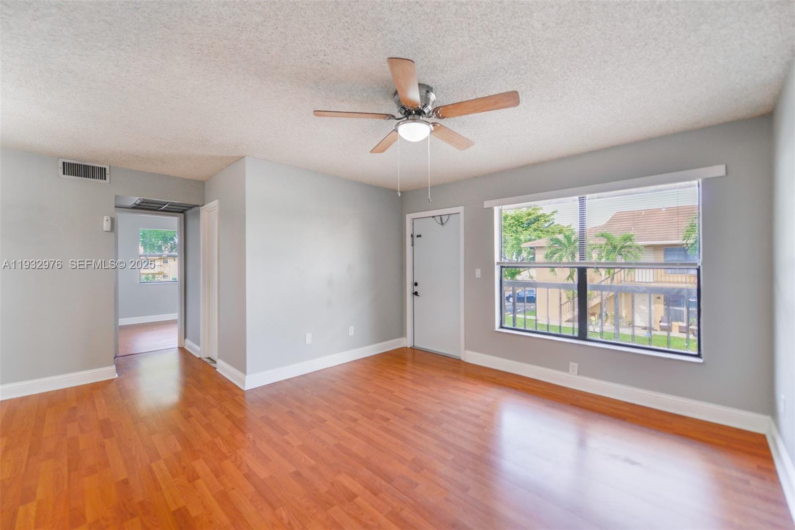 2570 W 67th Place 212, Hialeah, FL 33016 photo 4