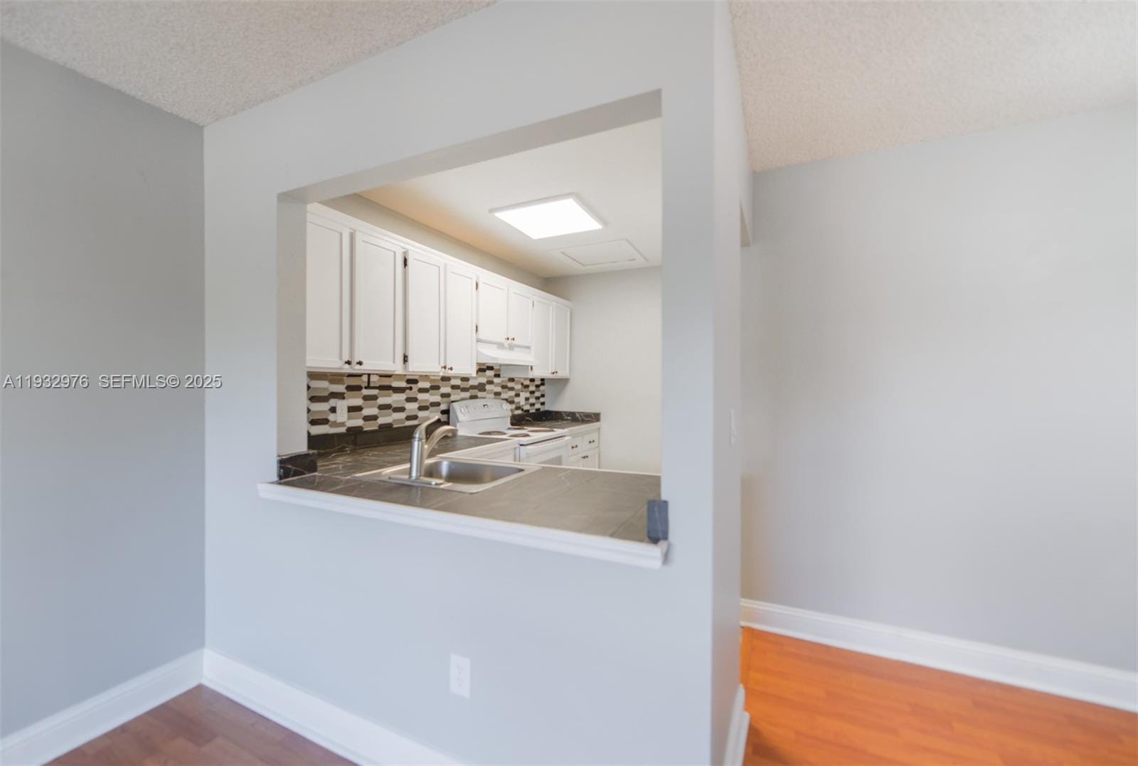 2570 W 67th Place 212, Hialeah, FL 33016 photo 7