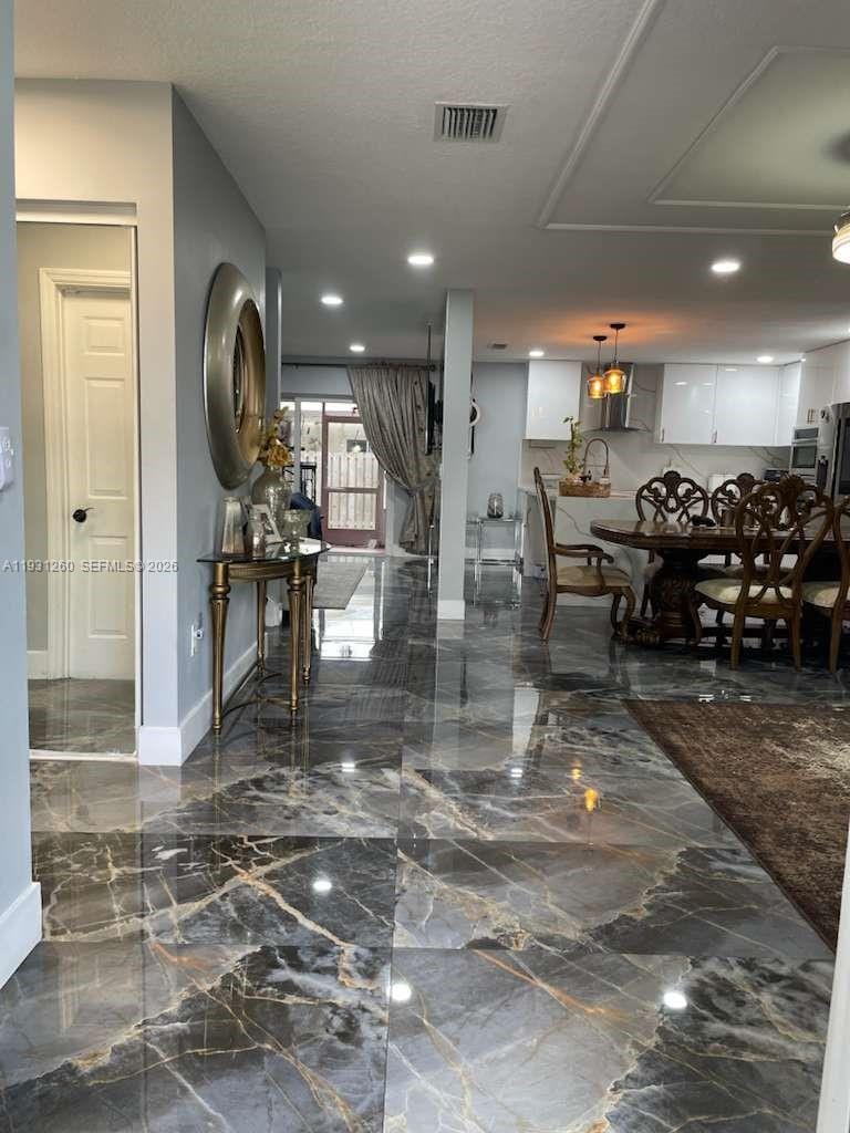 930 SW 98th Avenue, Pembroke Pines, FL 33025 photo 14