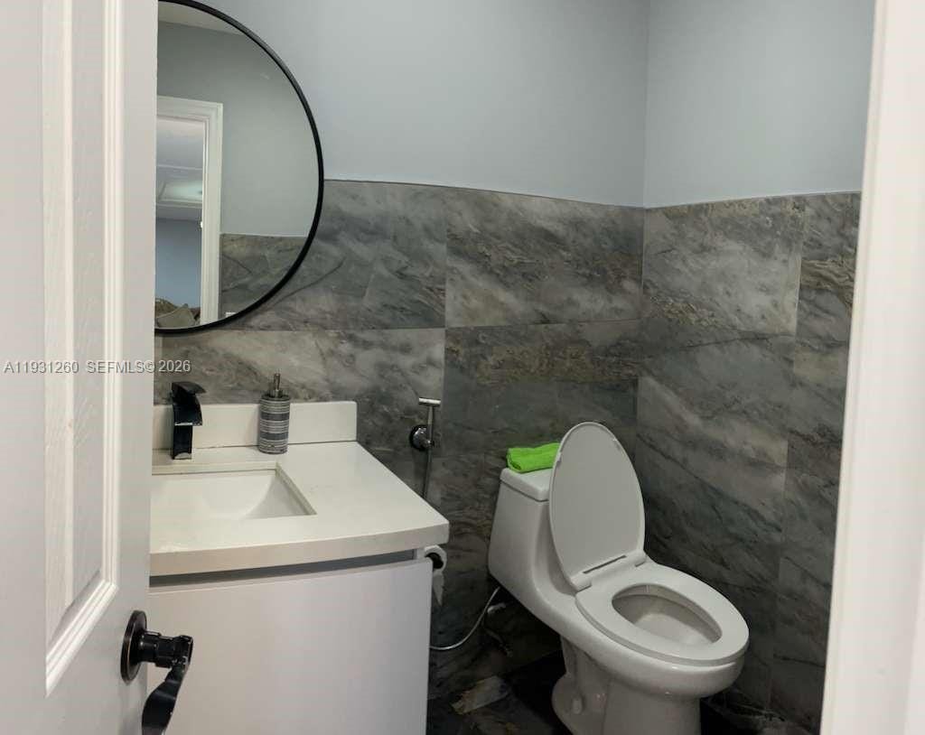 930 SW 98th Avenue, Pembroke Pines, FL 33025 photo 20