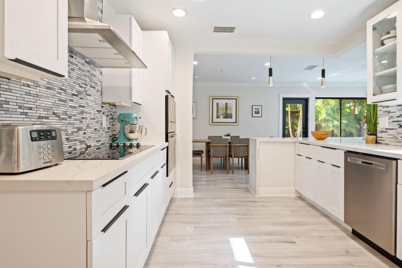 2508 NE 21st Court — photo 6