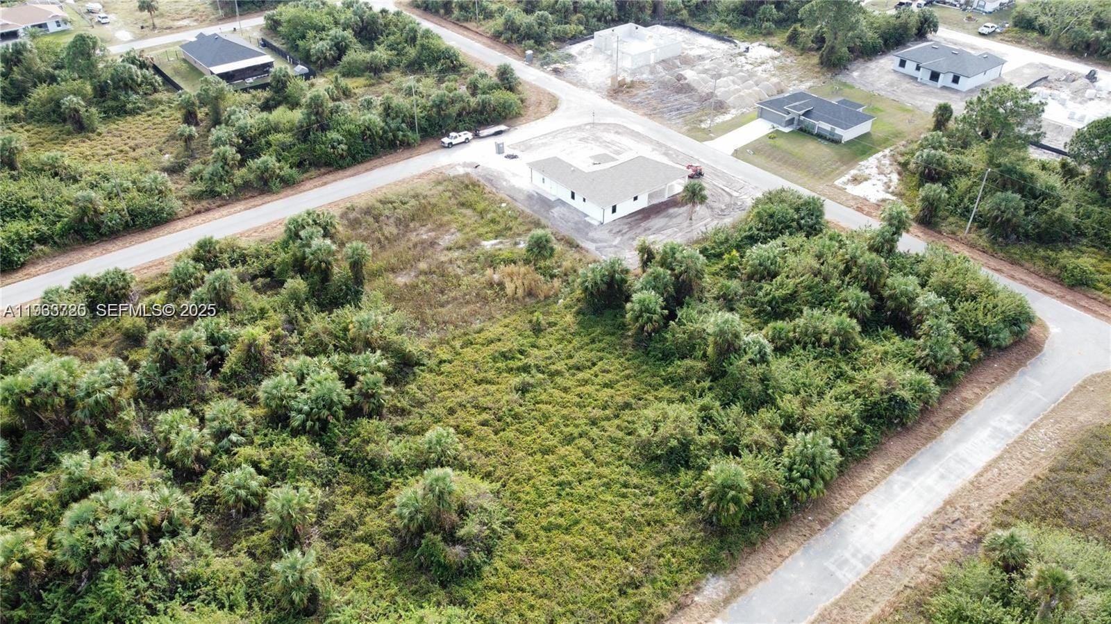 728 Cahn Street E, Lehigh Acres, FL 33974 photo 2