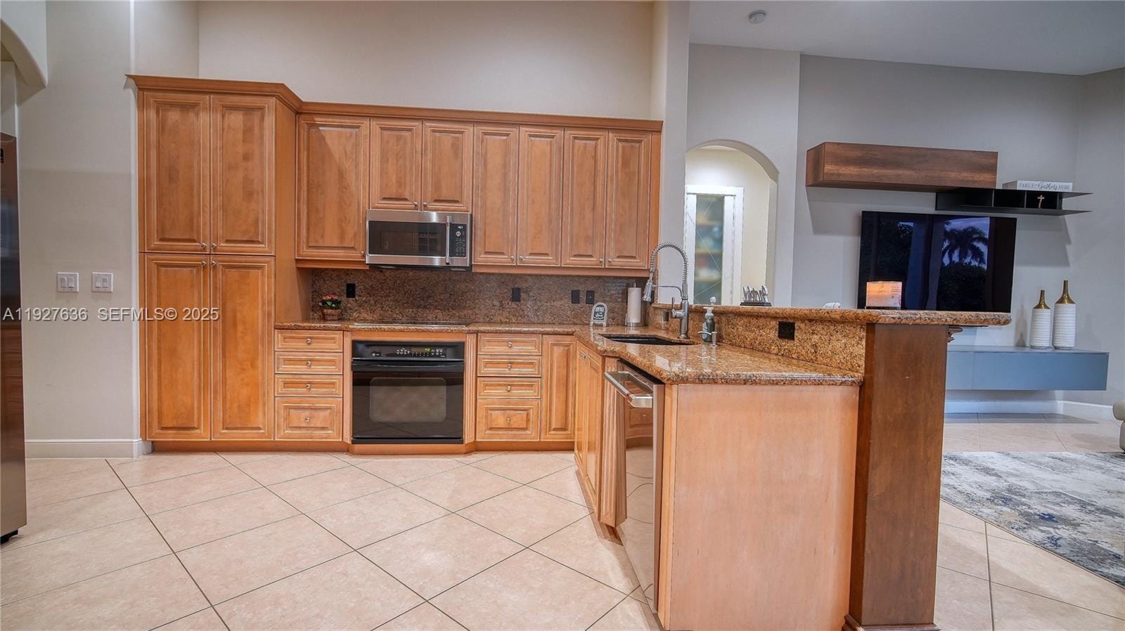 10921 Hawks Vista Street, Plantation, FL 33324 photo 22