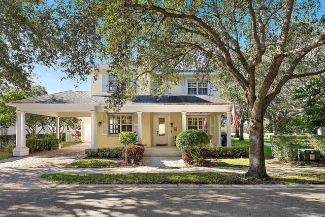 206 Barbados Drive, Jupiter, FL 33458