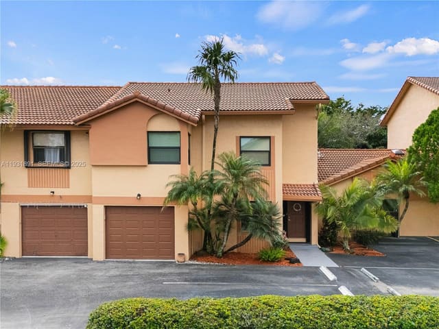 11282 SW 9th Court, Pembroke Pines, FL 33025