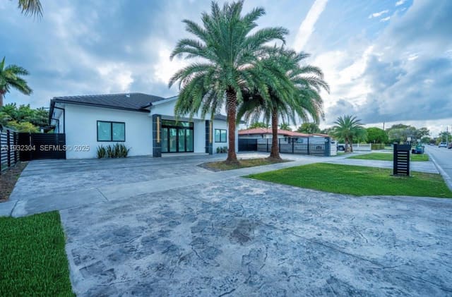 10850 SW 32nd Street, sold in Fairfield Manors, Miami, FL