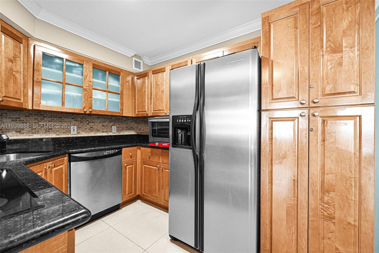 5225 Collins Avenue 706, Miami Beach, FL 33140 photo 15