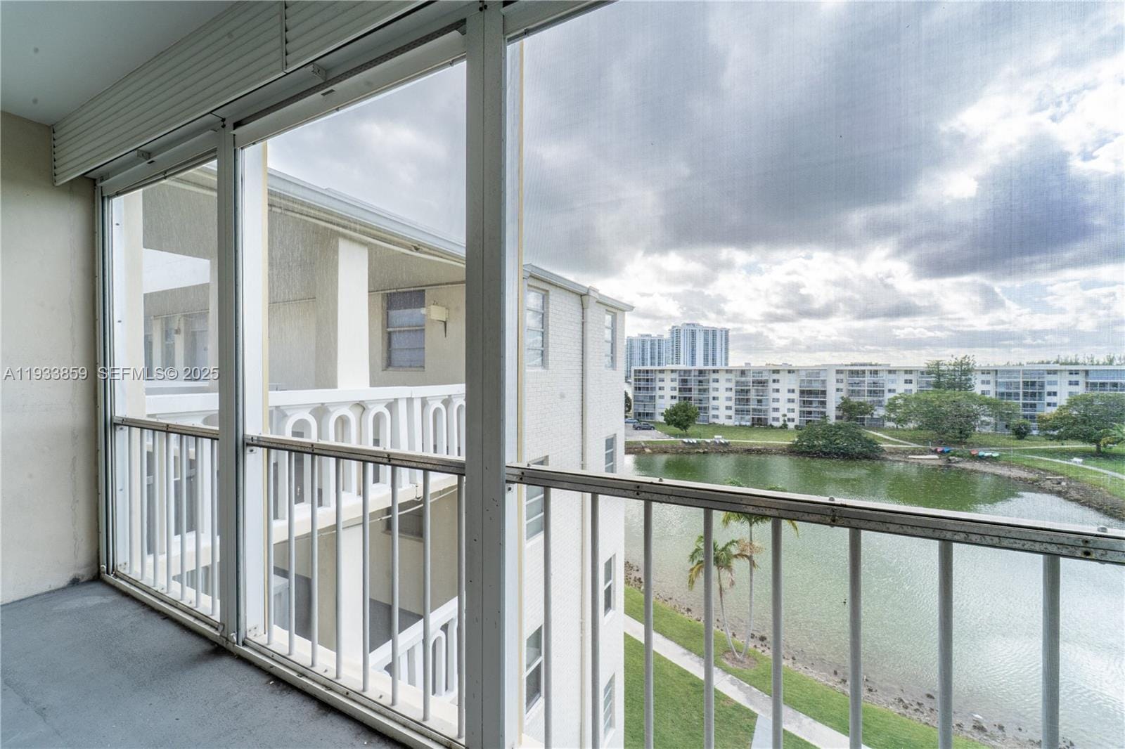 2855 Leonard Drive H607, Aventura, FL 33160 photo 16