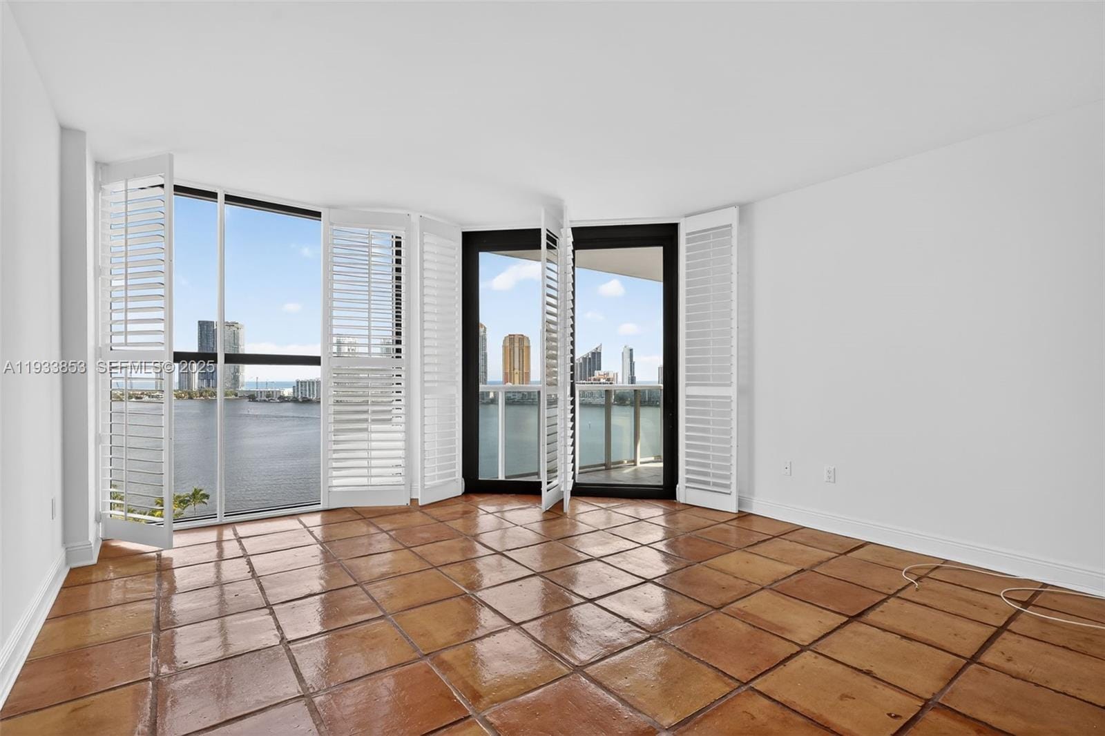 4000 Island Boulevard 1507, Aventura, FL 33160 photo 17