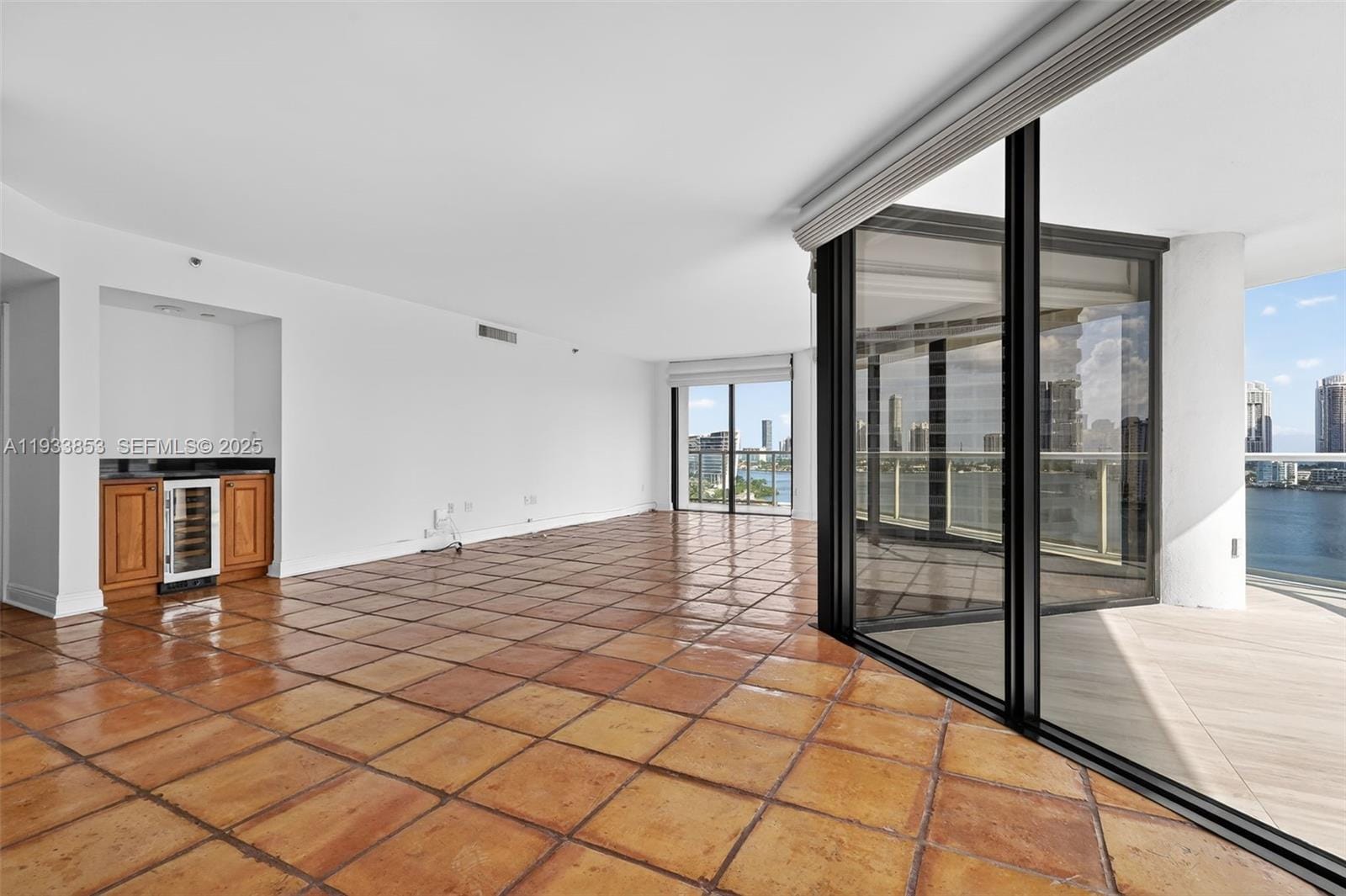 4000 Island Boulevard 1507, Aventura, FL 33160 photo 4