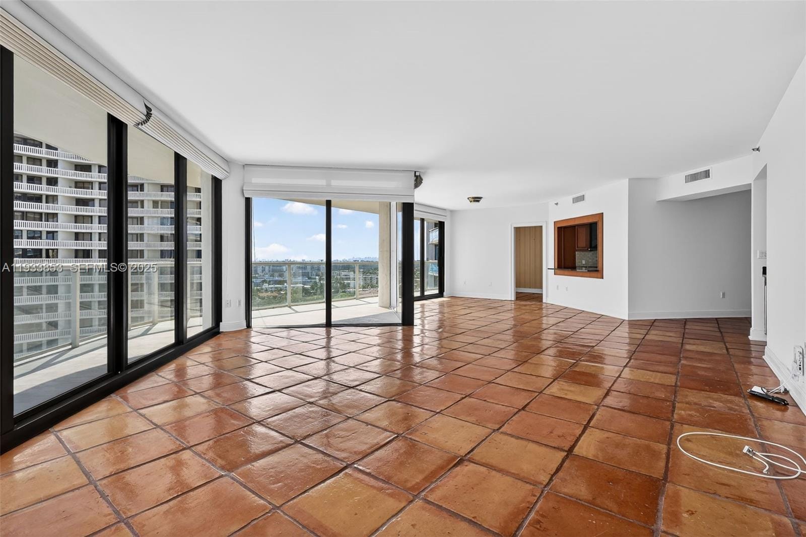 4000 Island Boulevard 1507, Aventura, FL 33160 photo 6