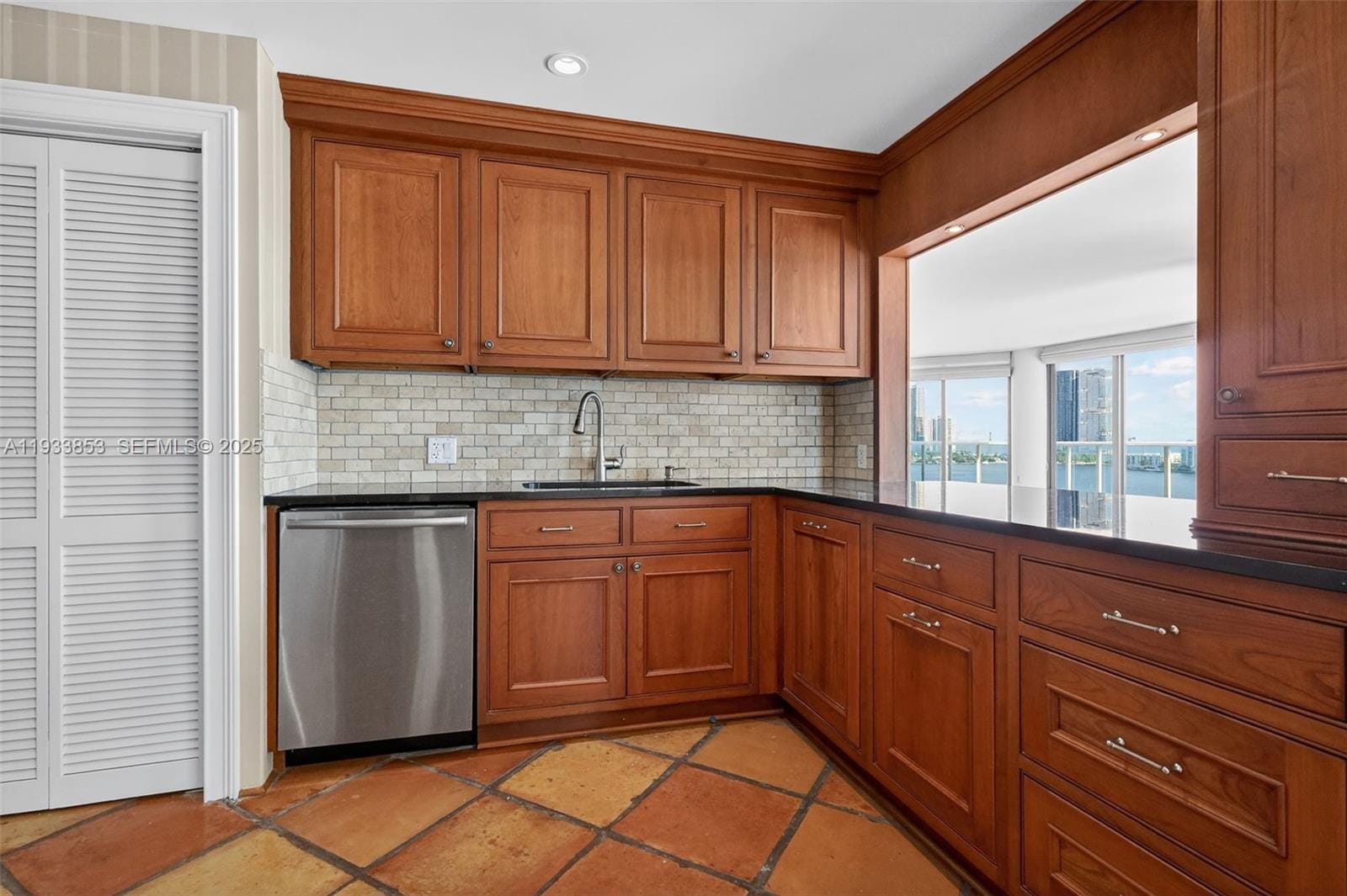 4000 Island Boulevard 1507, Aventura, FL 33160 photo 10
