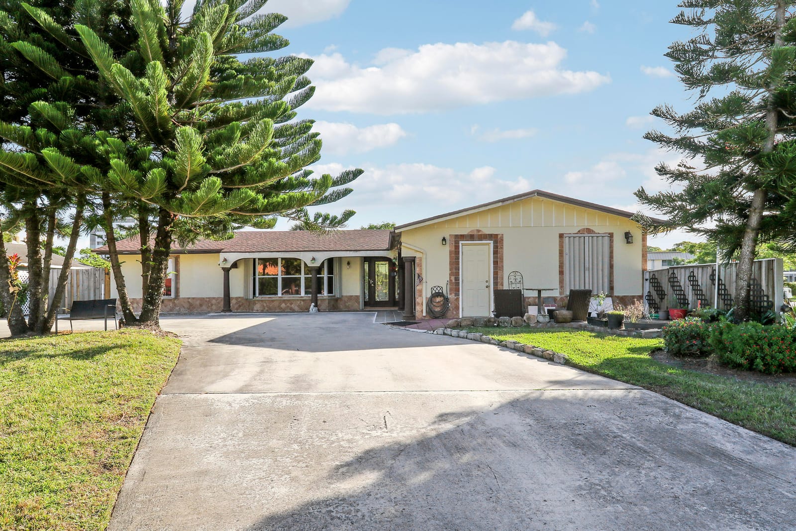 10868 Larch Court, Palm Beach Gardens, FL 33418 photo 19