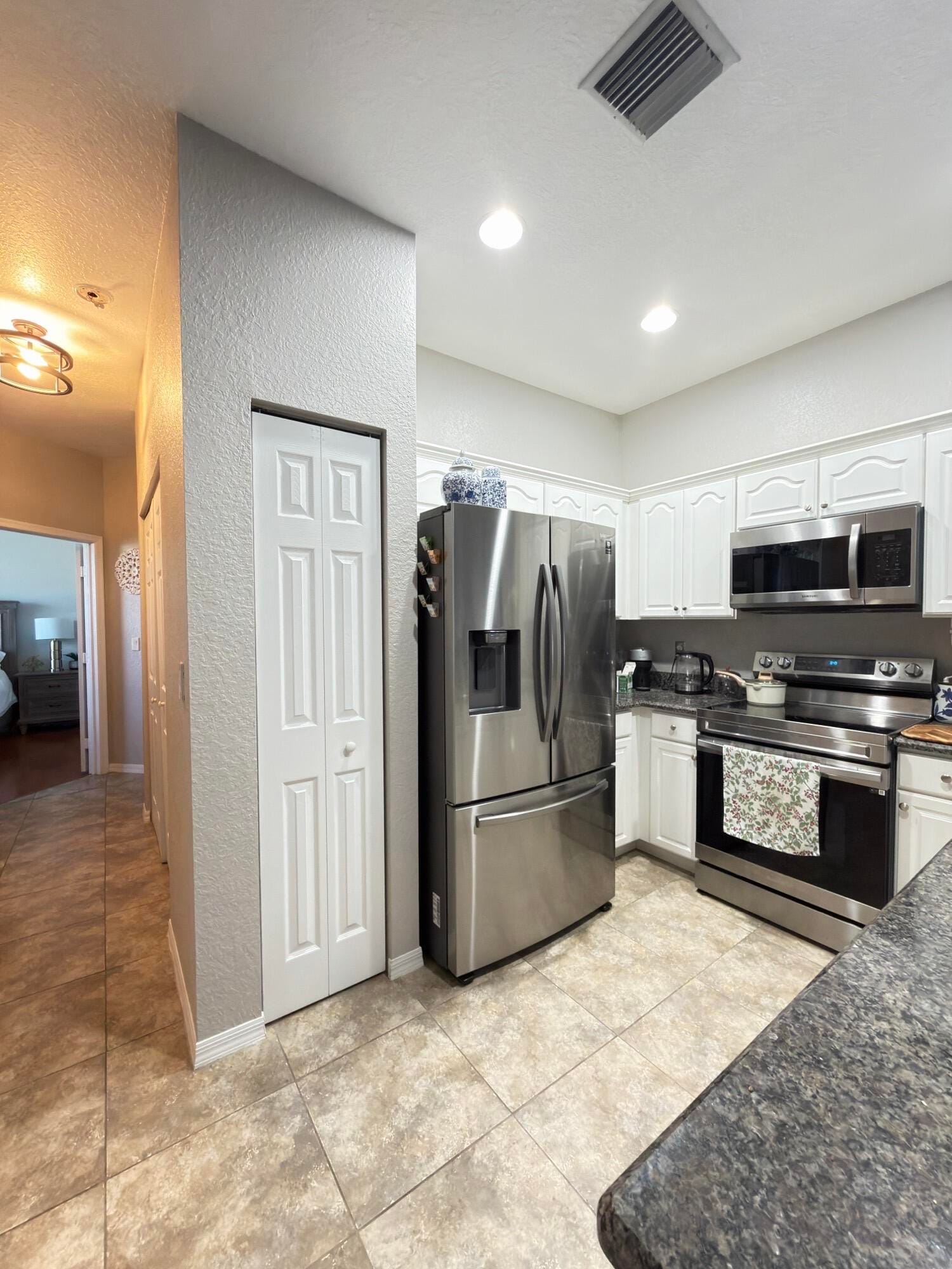 1560 SE Wilshire Place 203, Stuart, FL 34994 photo 11