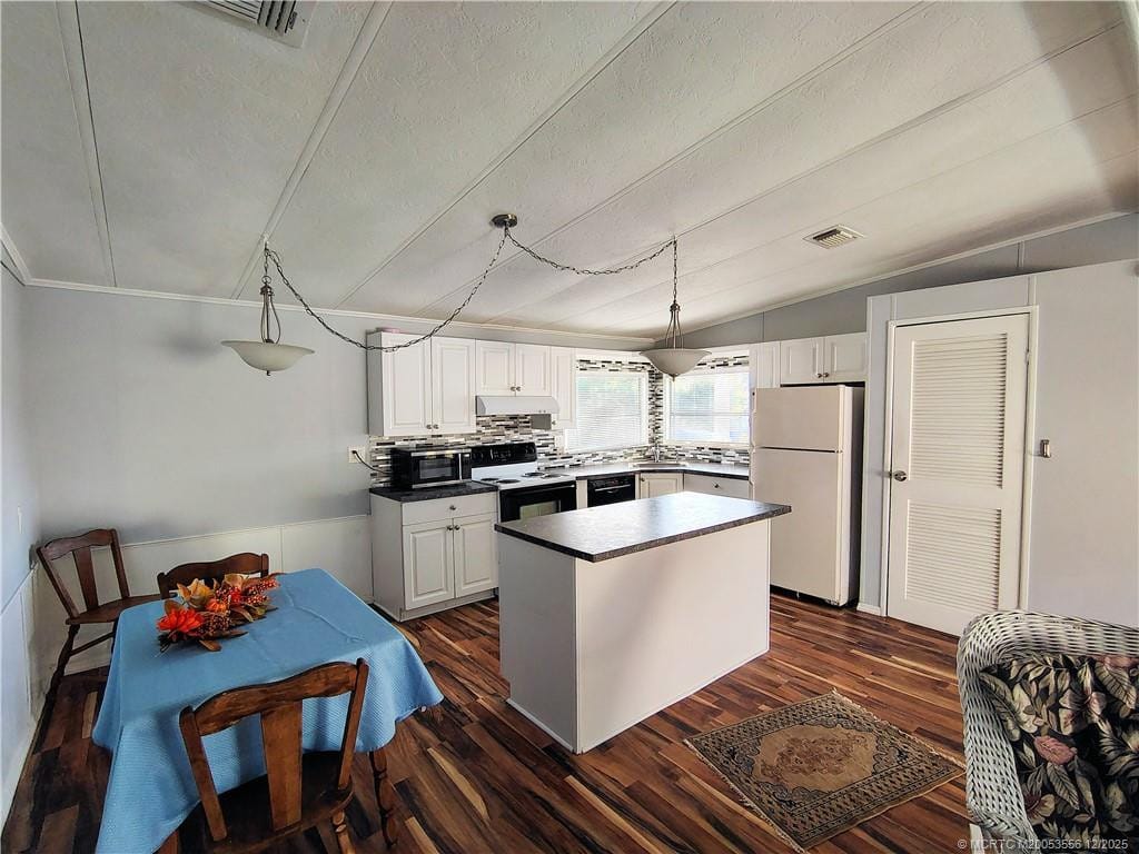 2581 SW Pontiac Place, Stuart, FL 34997 photo 13