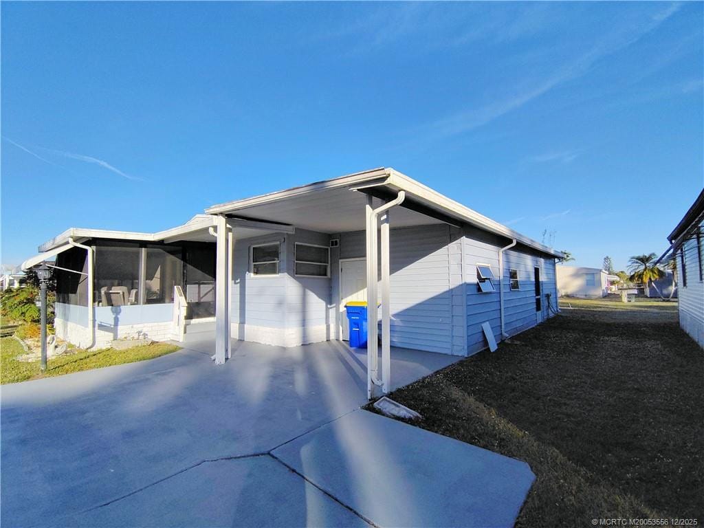 2581 SW Pontiac Place — photo 3