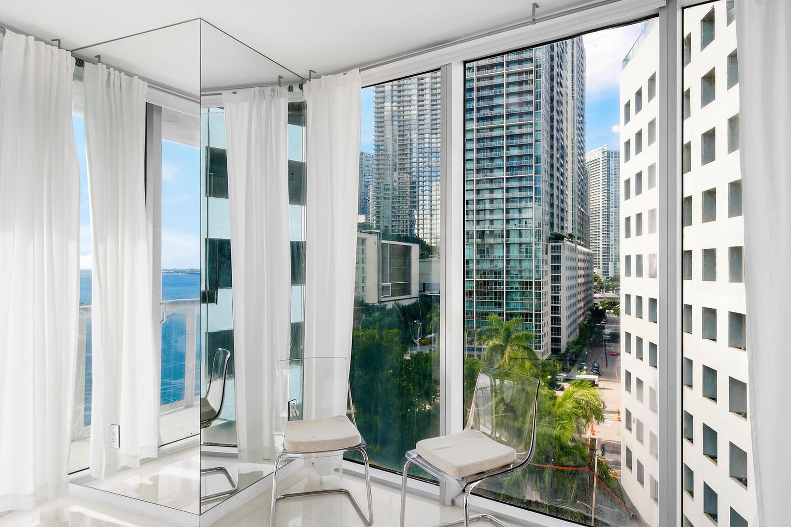495 Brickell Avenue 911, Miami, FL 33131 photo 3