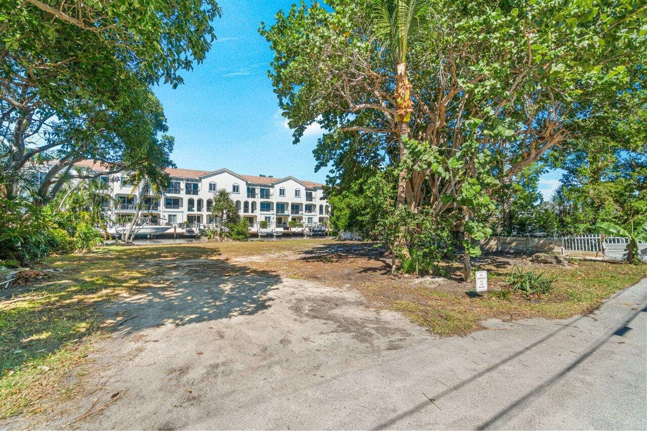 818 Chukker Road — photo 4