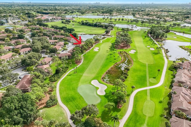 326 Brackenwood Circle, Palm Beach Gardens, FL 33418