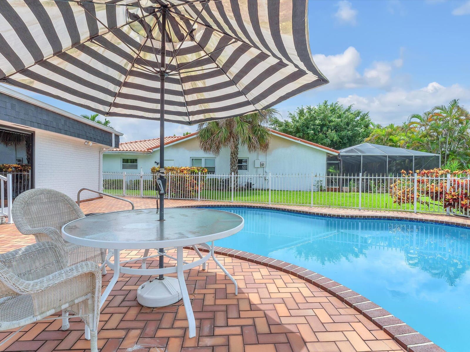 5310 Mango Circle, Tamarac, FL 33319 photo 5