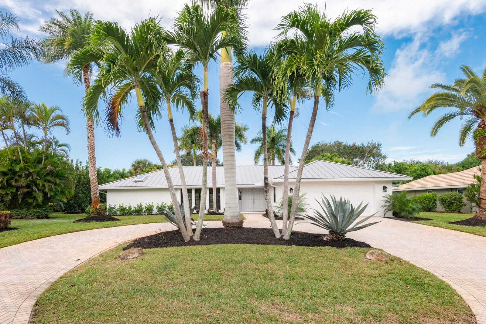 3201 SE Fairway W, Stuart, FL 34997
