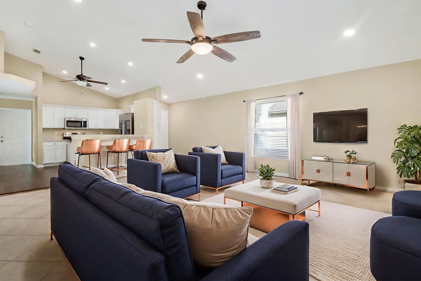 140 Pennock Landing Circle — photo 4