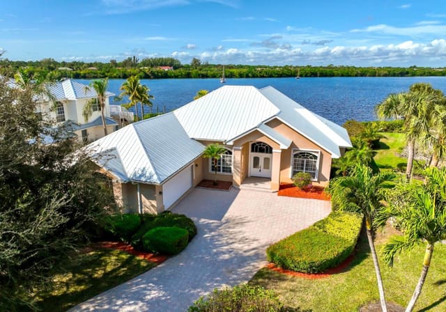 3283 SE River Vista Drive, sold in River Vista Subdivision Replat, Port St Lucie, FL