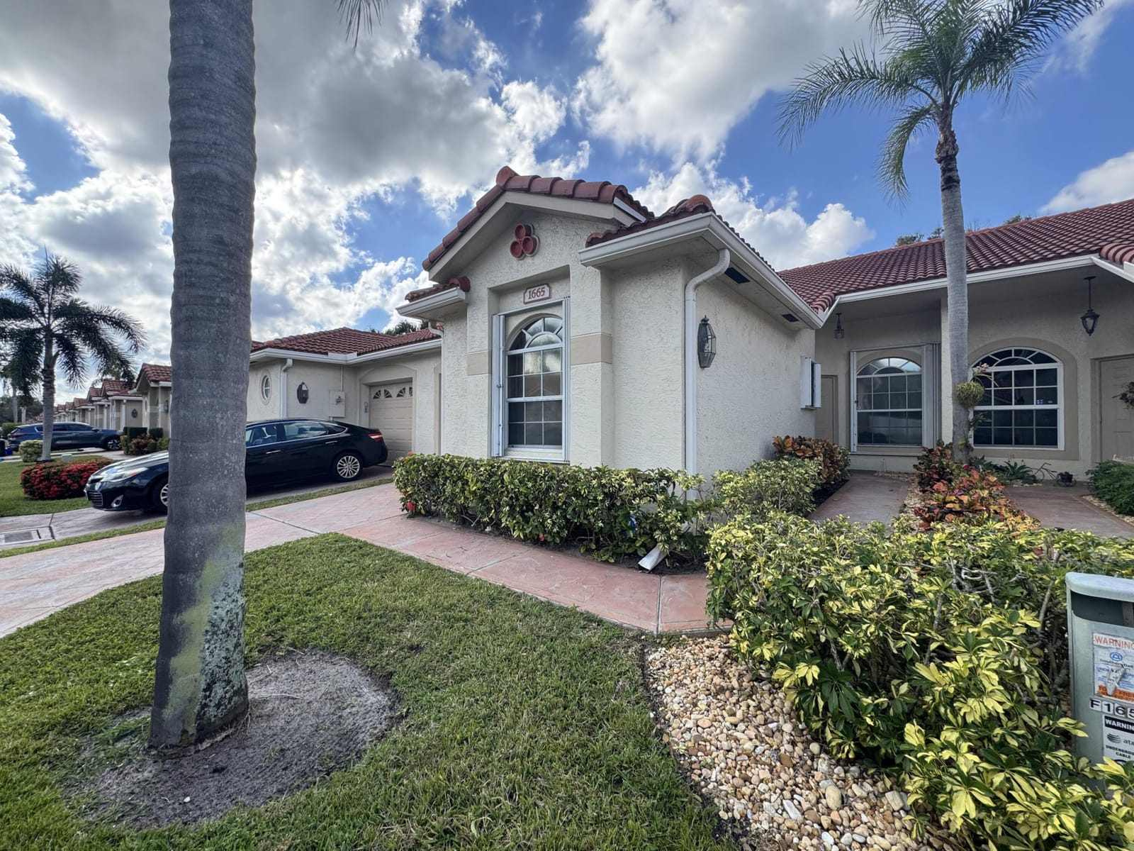 1665 Wood Fern Drive — photo 2
