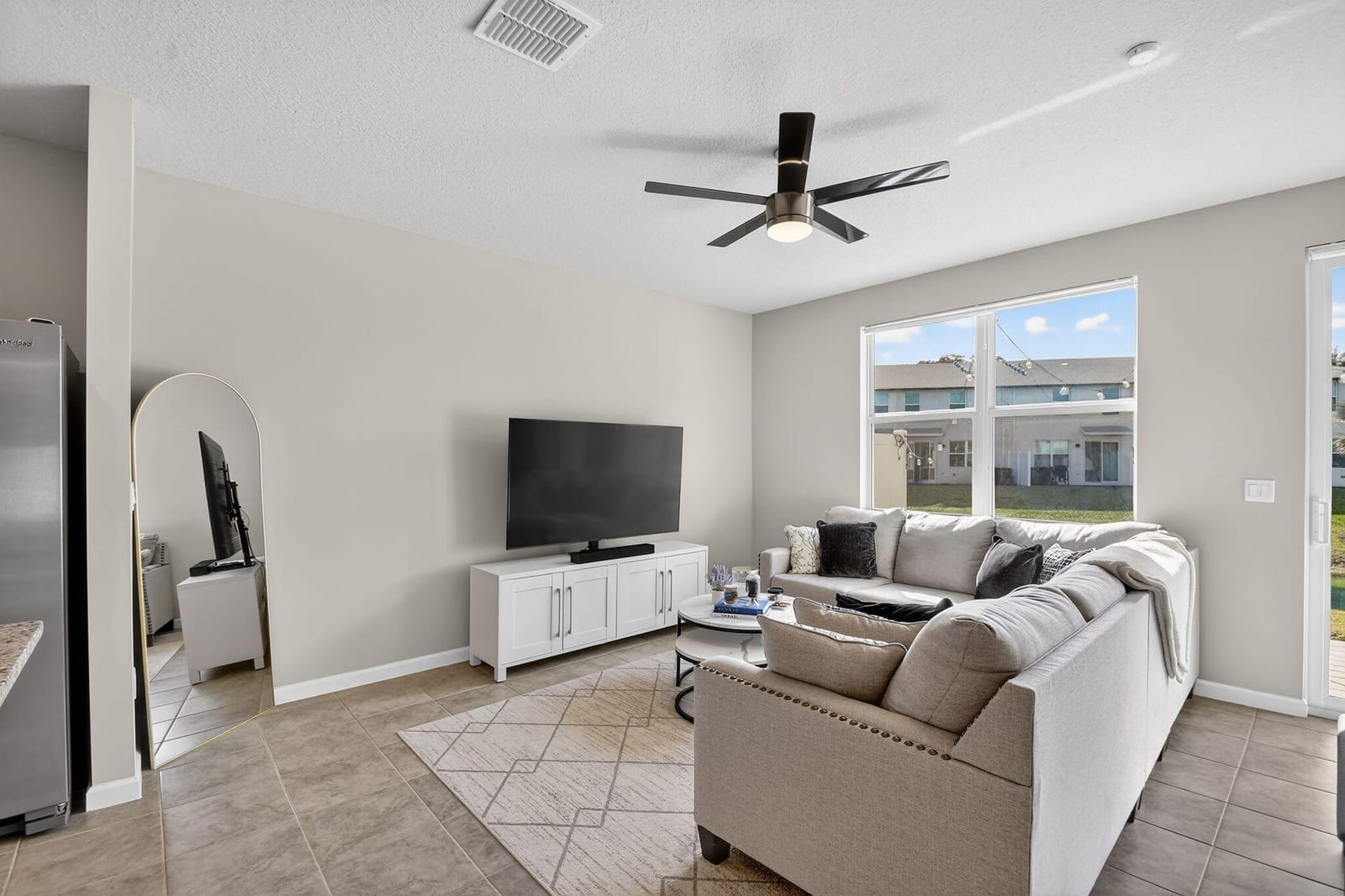 5649 Mentmore Drive, West Palm Beach, FL 33407 photo 7