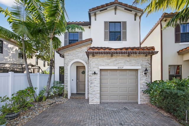 6017 Pine Tree Way, Riviera Beach, FL 33410