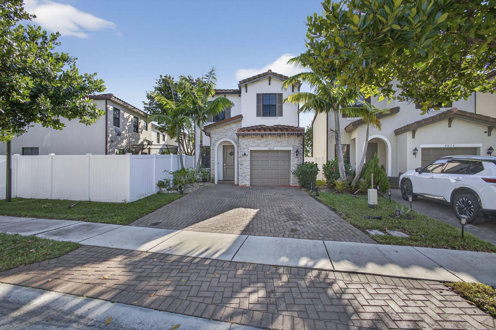 6017 Pine Tree Way, Riviera Beach, FL 33410 photo 6