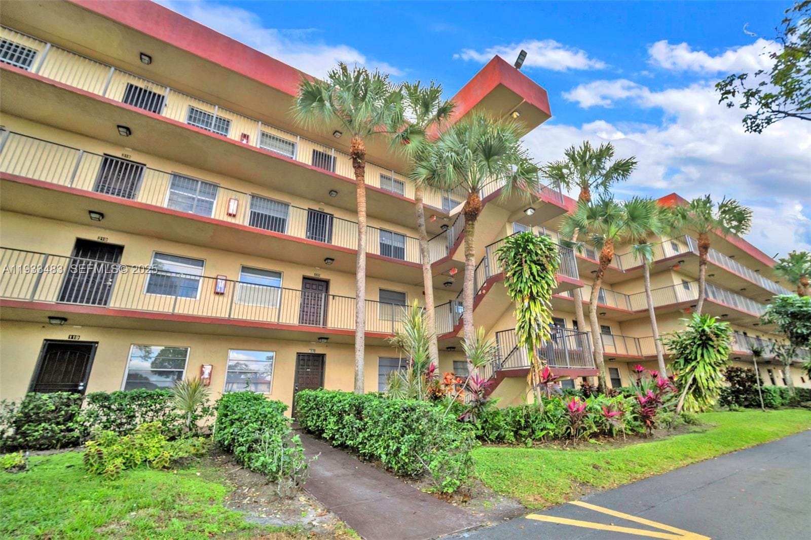 3361 NW 47th Terrace 220, Lauderdale Lakes, FL 33319 photo 10