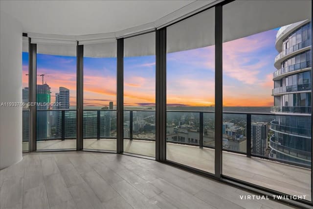45 SW 9th Street 4306, Miami, FL 33130