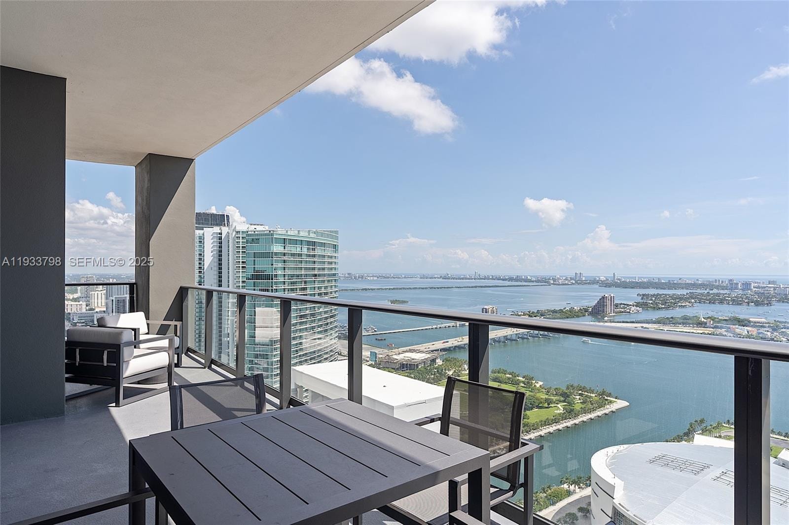 159 NE 6th Street 5015, Miami, FL 33132 photo 14