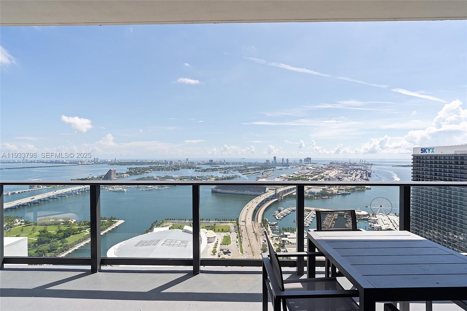 159 NE 6th Street 5015, Miami, FL 33132, Miami
