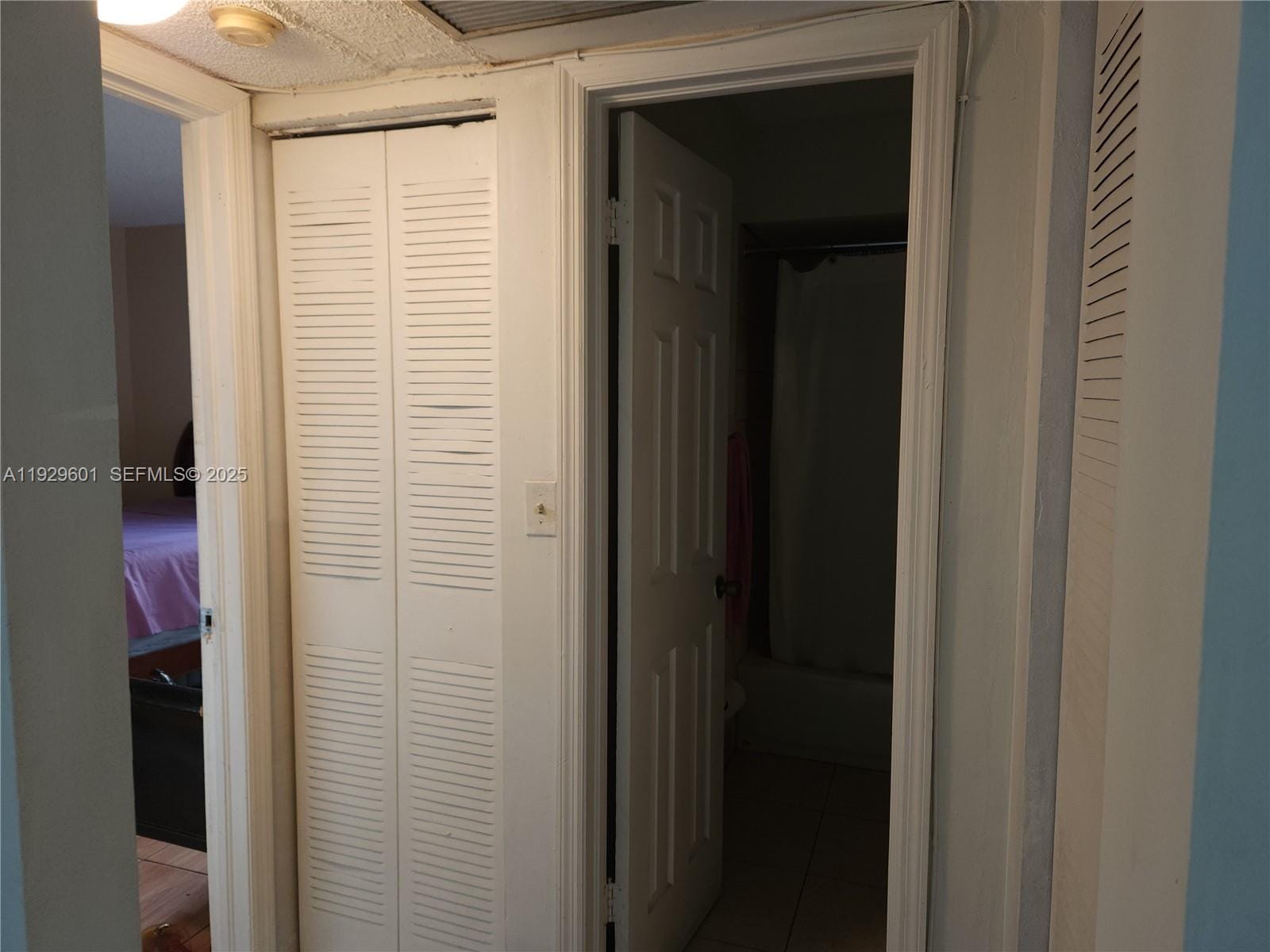 466 NE 210th Cir Terrace 201-10, Miami, FL 33179 photo 17