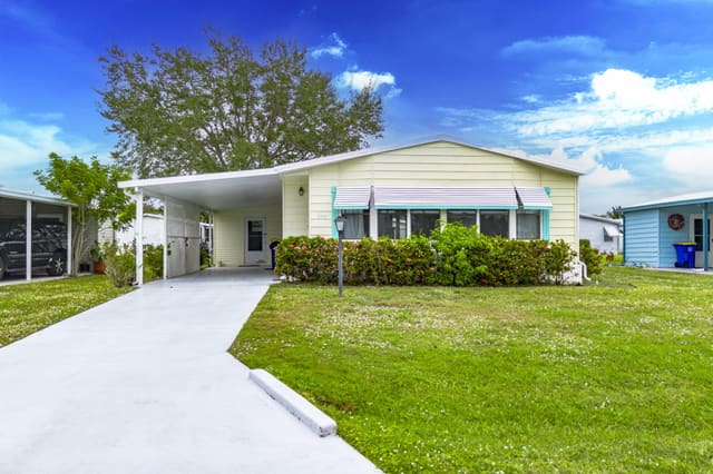 2791 SW Pontiac Place, Stuart, FL 34997