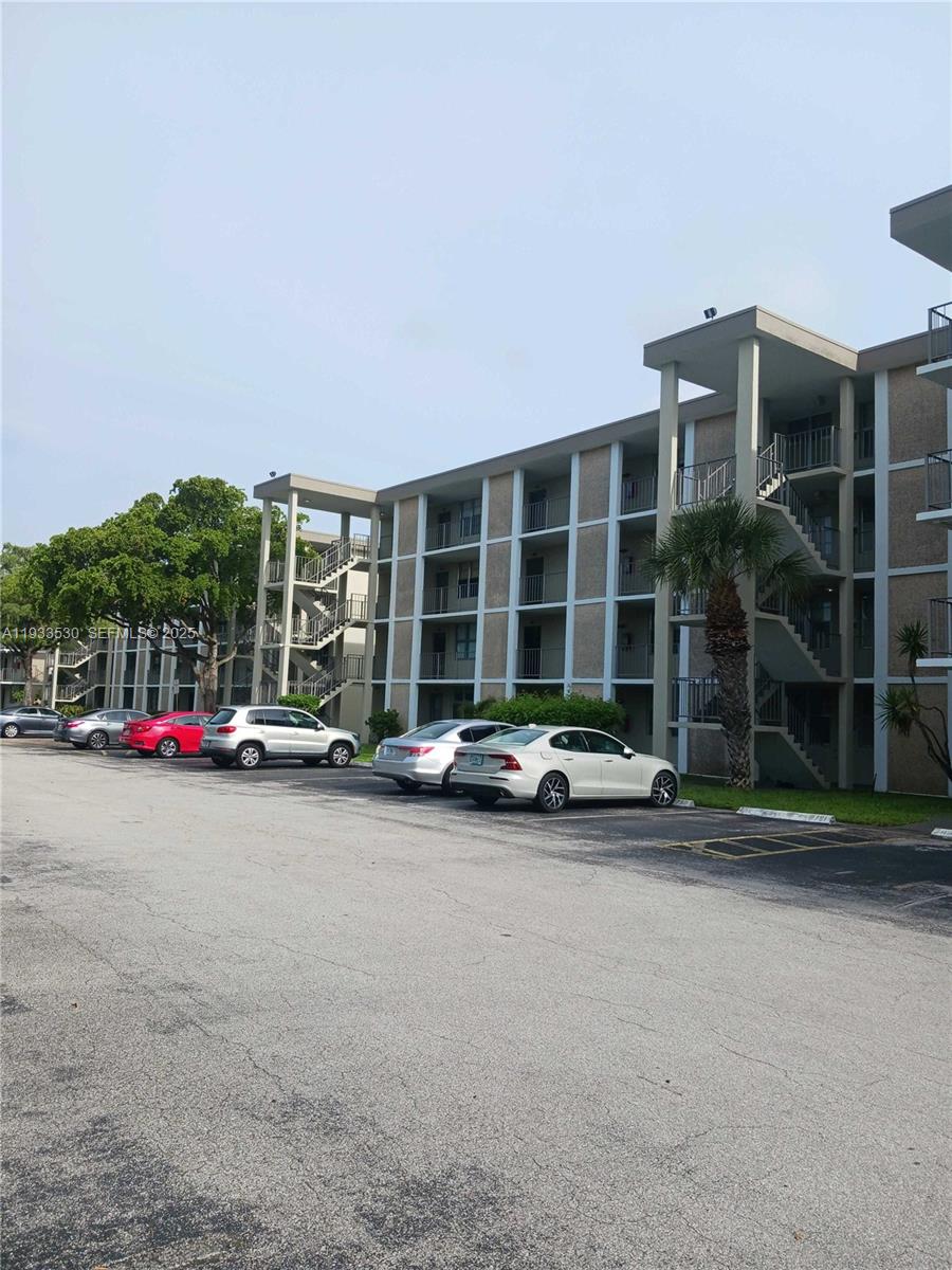 2901 NW 48th Avenue 367, Lauderdale Lakes, FL 33313, Lauderdale Lakes