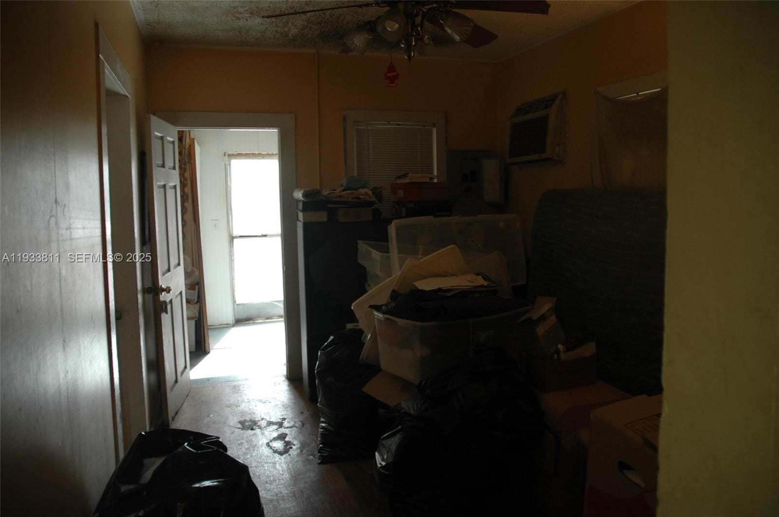 3537 Charles Avenue — photo 12