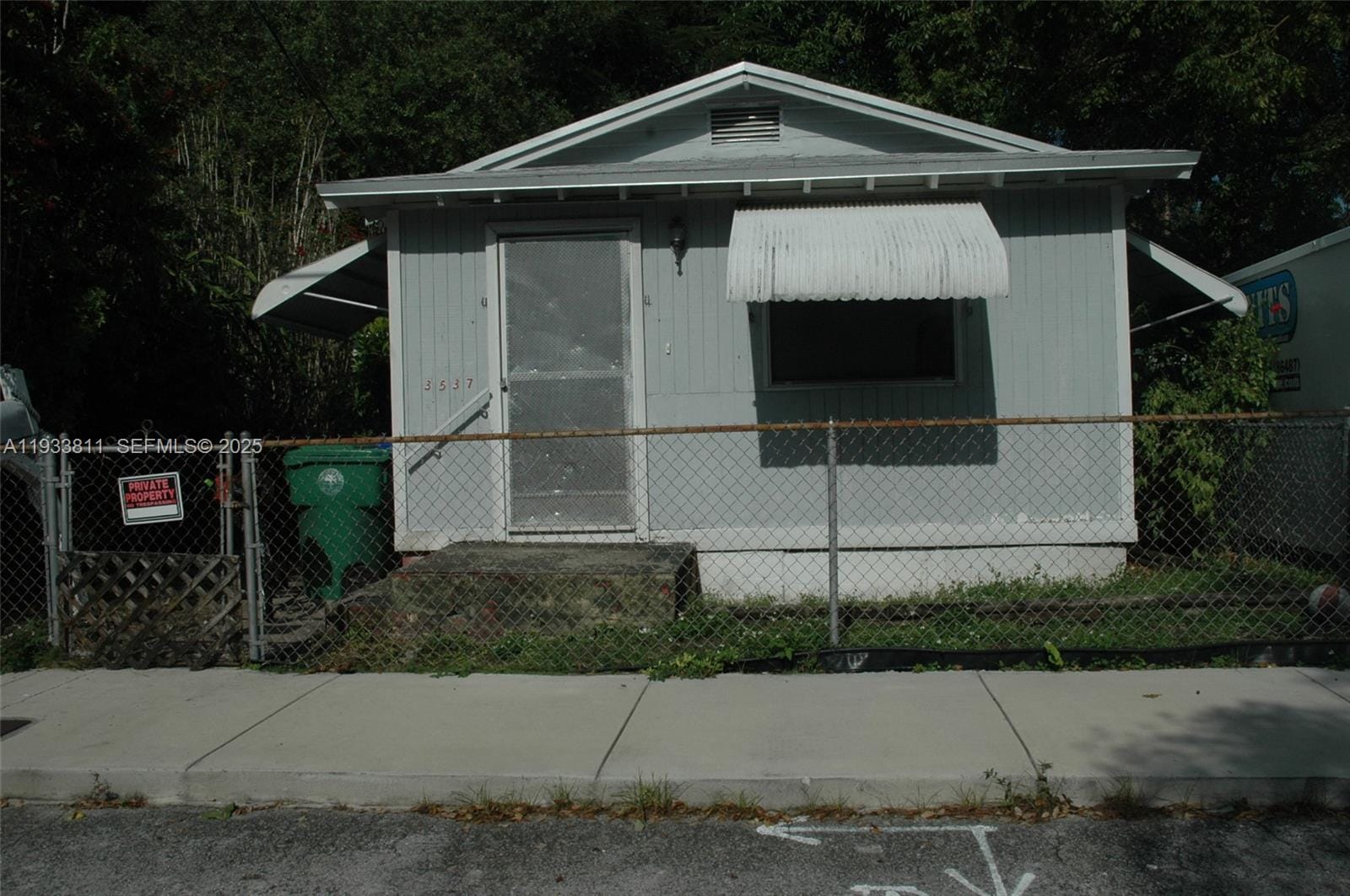 3537 Charles Avenue — photo 5
