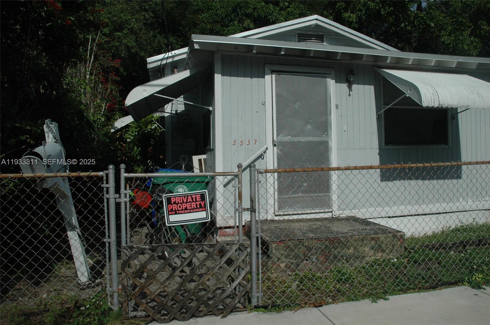 3537 Charles Avenue, Miami, FL 33133, Miami