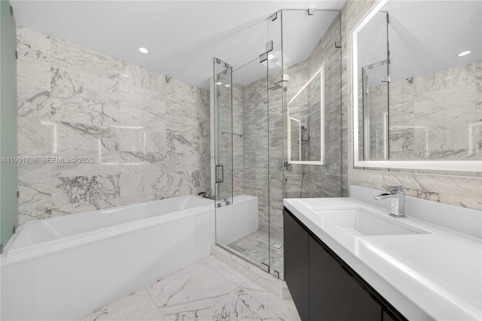 851 NE 1st Avenue 2106 — photo 11