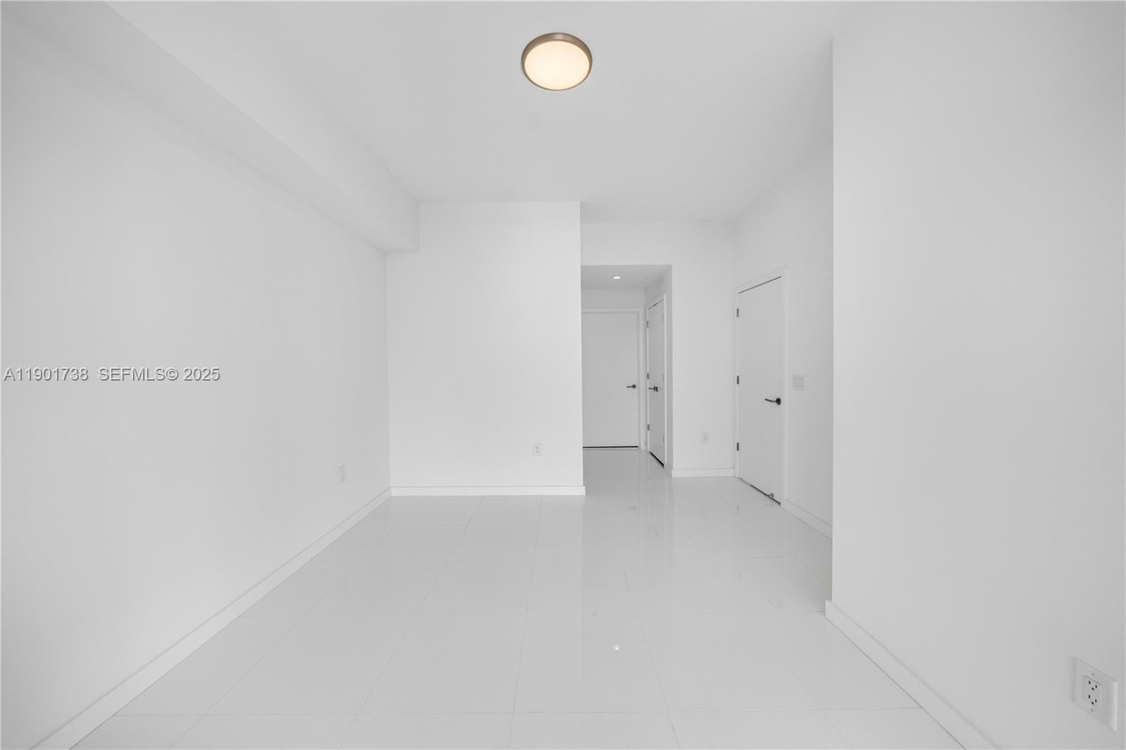 851 NE 1st Avenue 2106, Miami, FL 33132 photo 14
