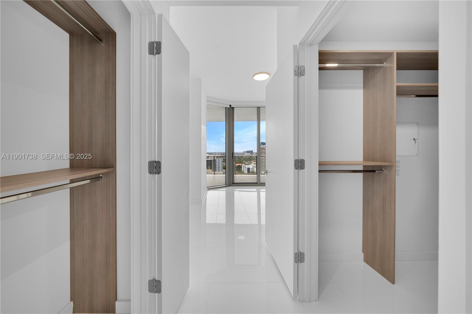 851 NE 1st Avenue 2106, Miami, FL 33132 photo 15