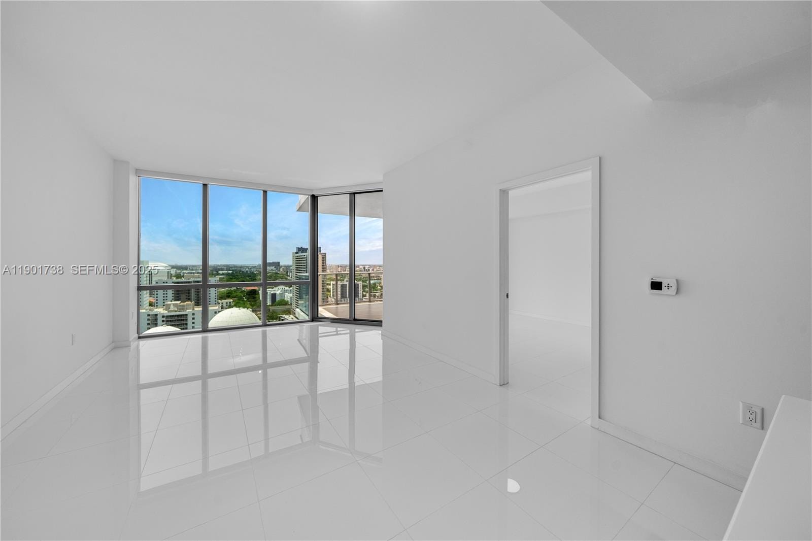 851 NE 1st Avenue 2106, Miami, FL 33132 photo 21