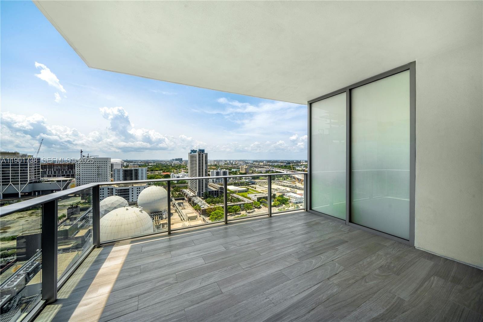851 NE 1st Avenue 2106, Miami, FL 33132 photo 29